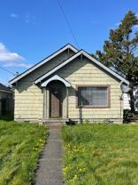 1906 Bay Ave - Photo 1 of 1
