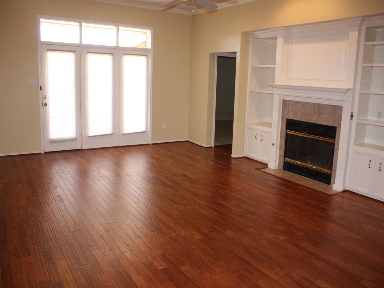 5301 69th St - Photo 2 of 13