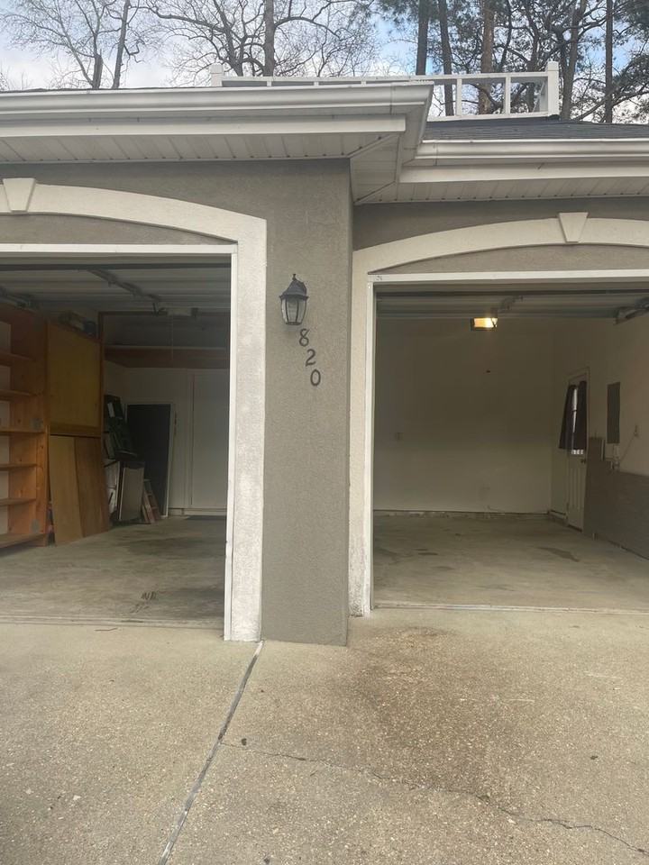 820 E Willow Point Pl - Photo 3 of 29
