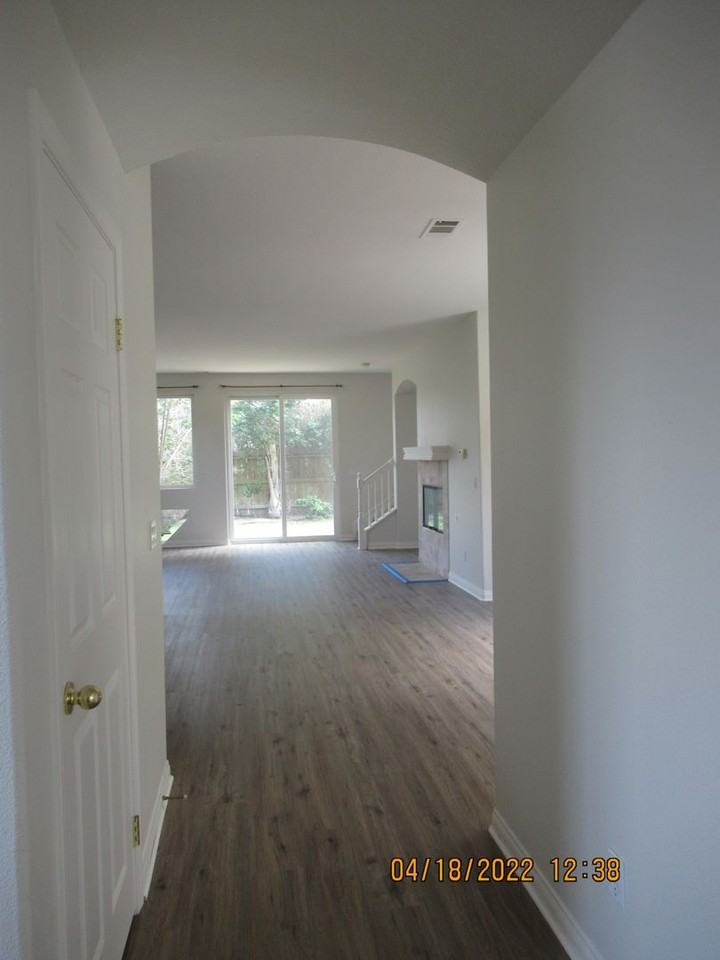 520 S Z St - Photo 4 of 12