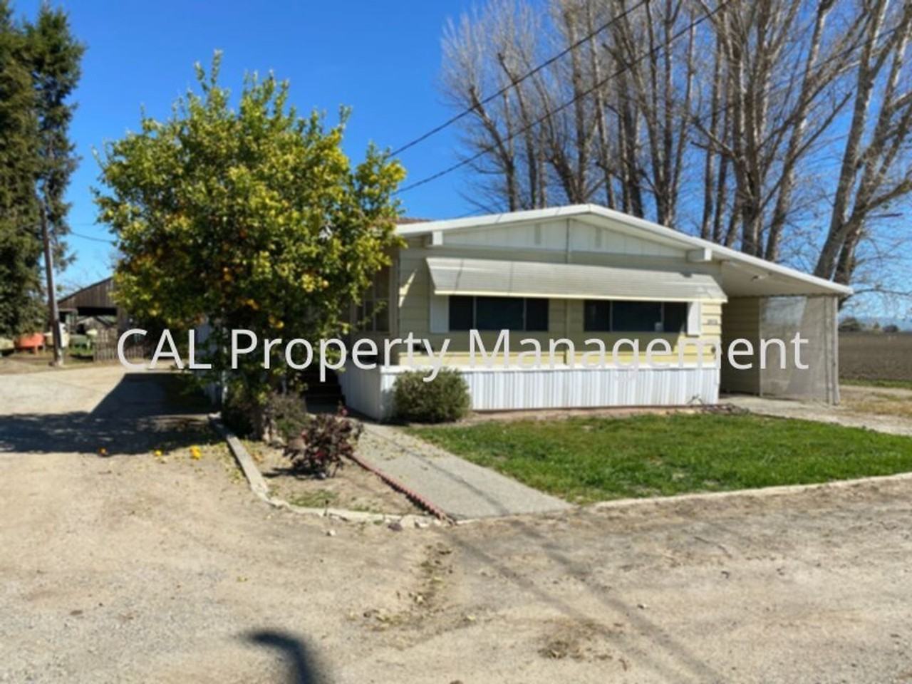 2972 San Juan Hollister Rd - Photo 2 of 7