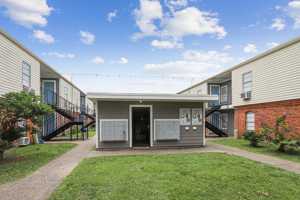 featured image of 4639 Tigerland Ave