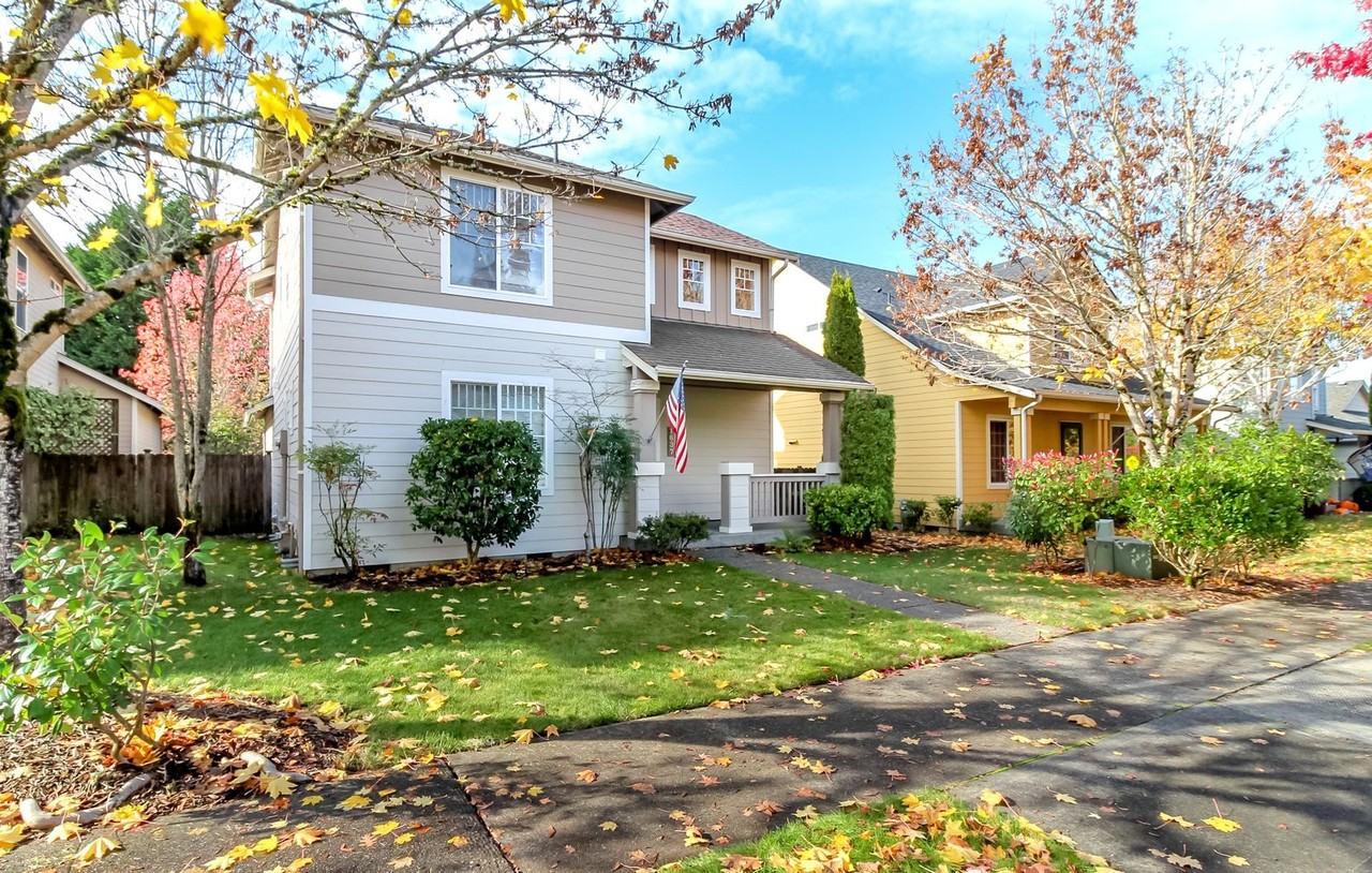 1637 Palisade Blvd - Photo 4 of 43