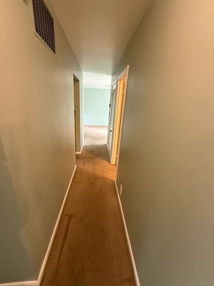 2431 Proctor Knott Dr - Photo 7 of 14