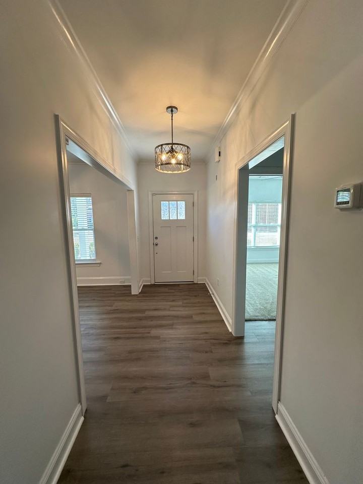 134 Blandford Xing - Photo 2 of 16