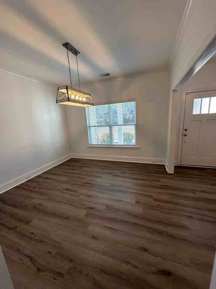 134 Blandford Xing - Photo 4 of 16