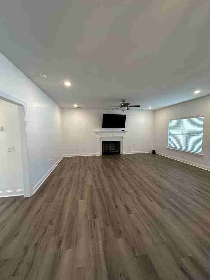 134 Blandford Xing - Photo 7 of 16