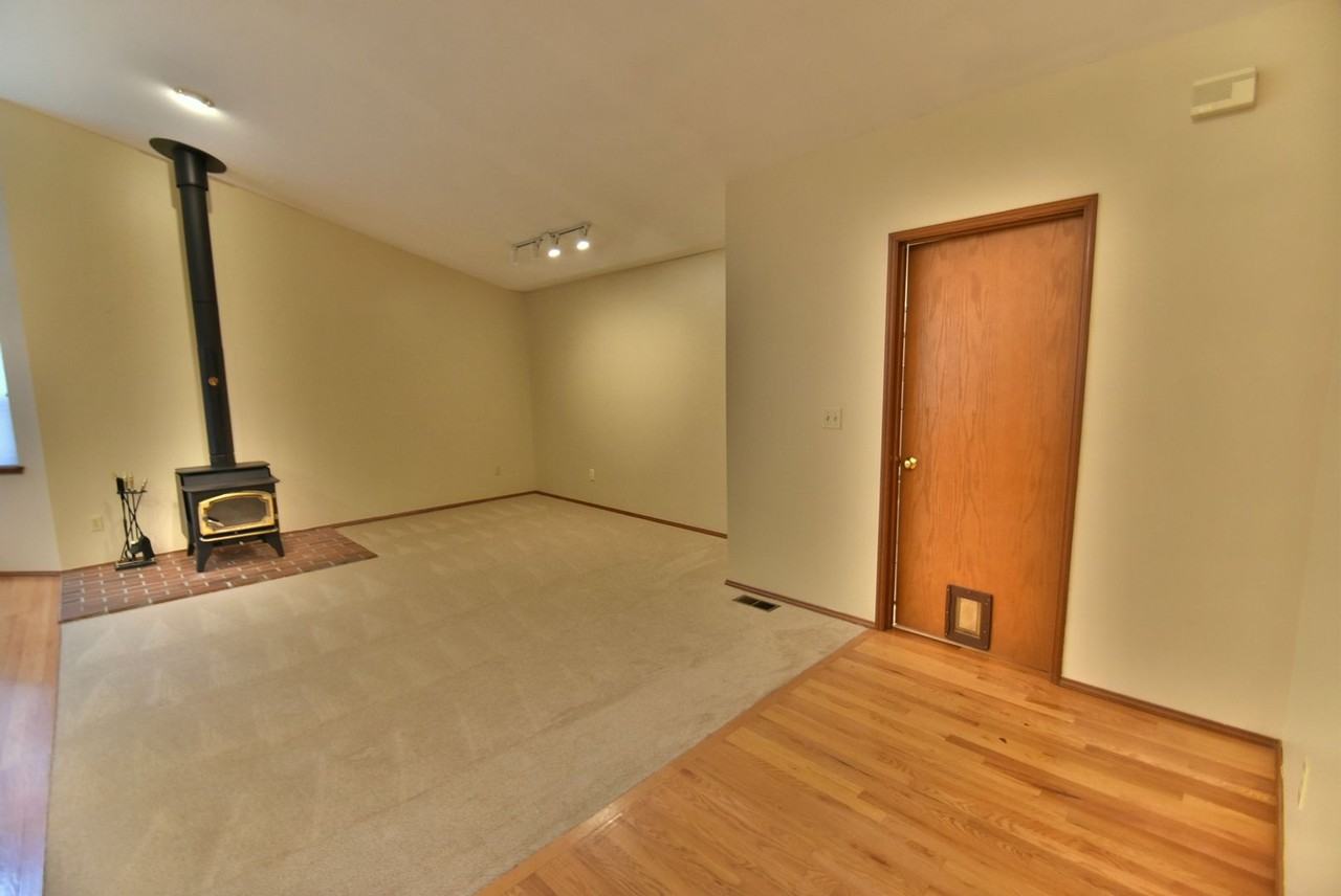 21710 Ne 156th St - Photo 2 of 16