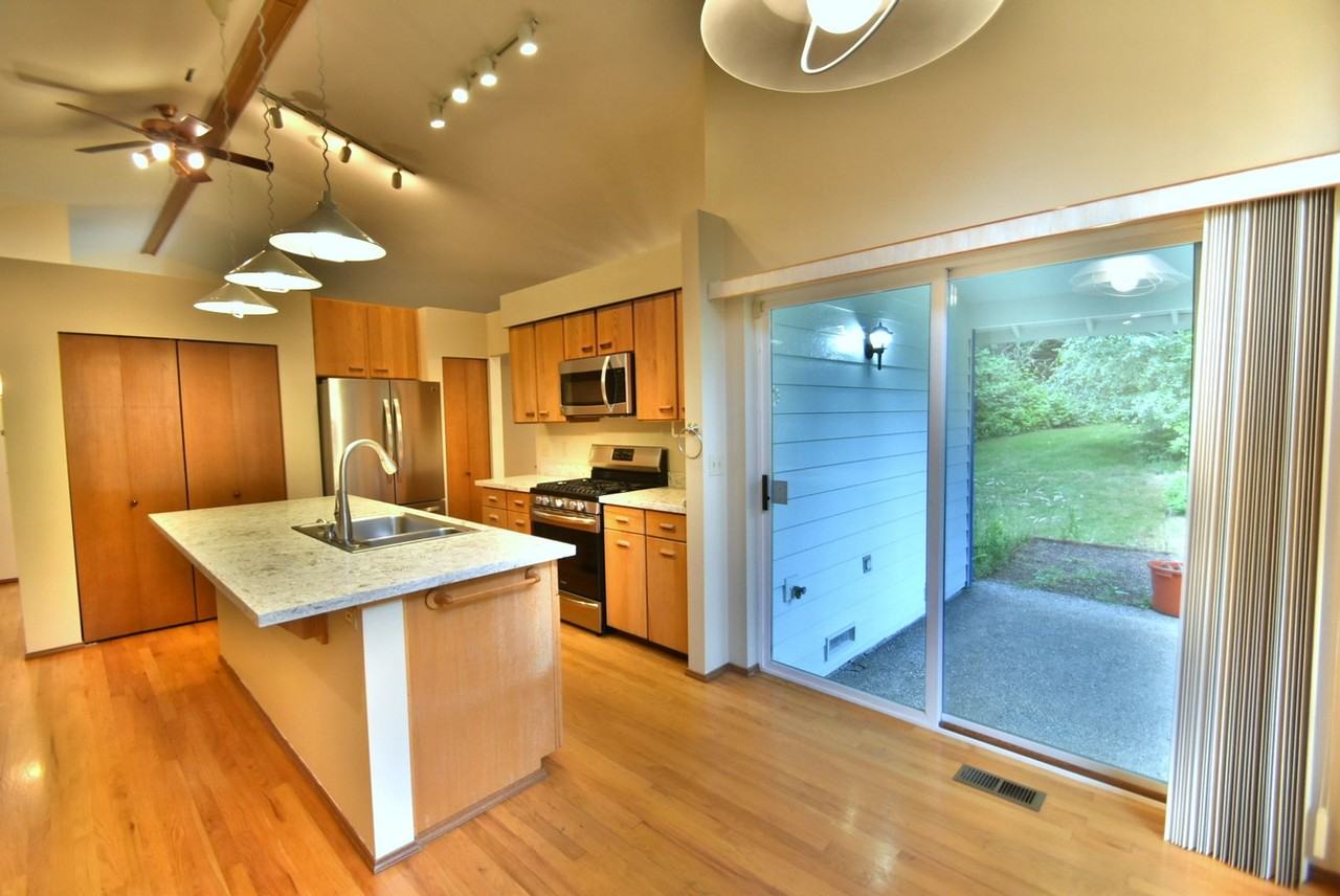 21710 Ne 156th St - Photo 4 of 16
