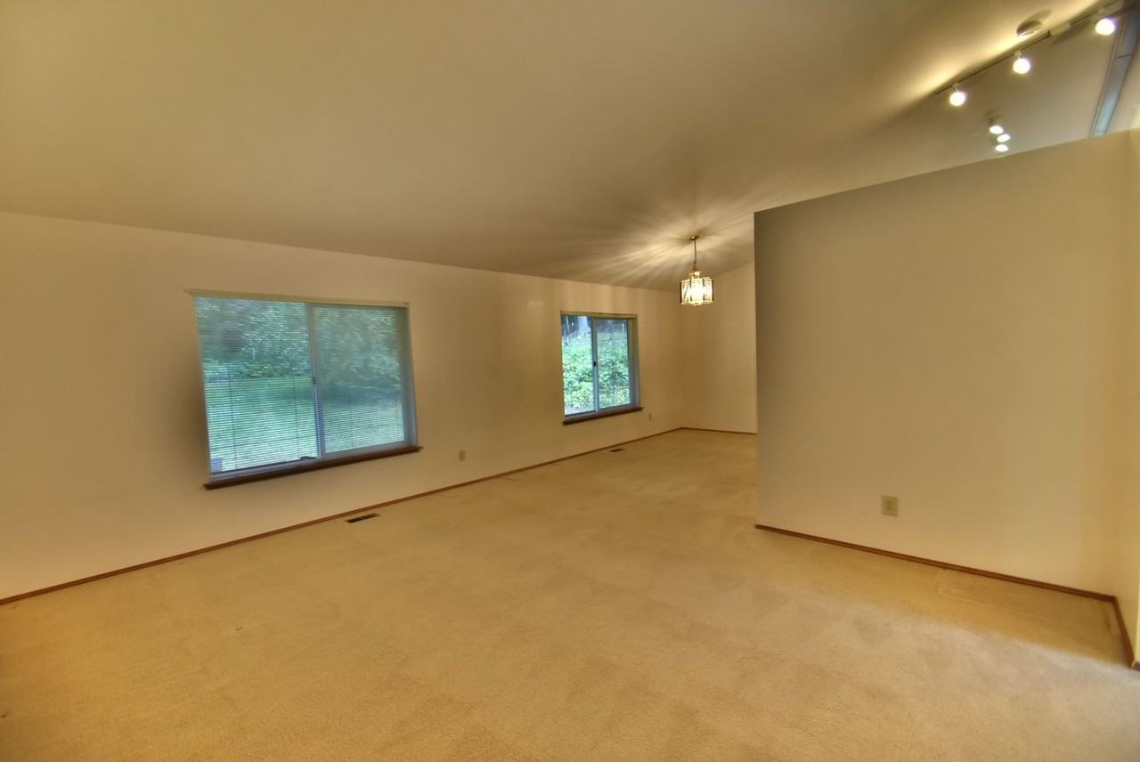 21710 Ne 156th St - Photo 7 of 16