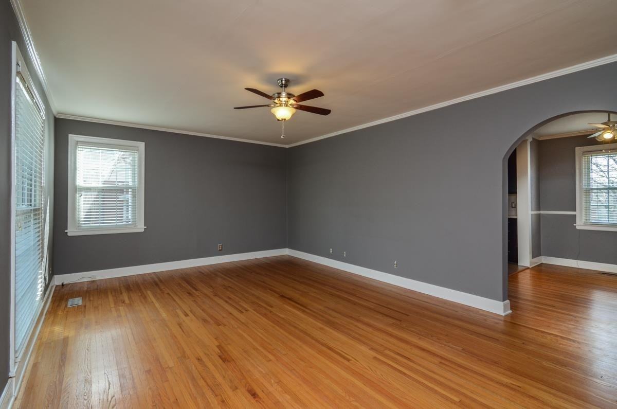 608 Shady Ln - Photo 2 of 12