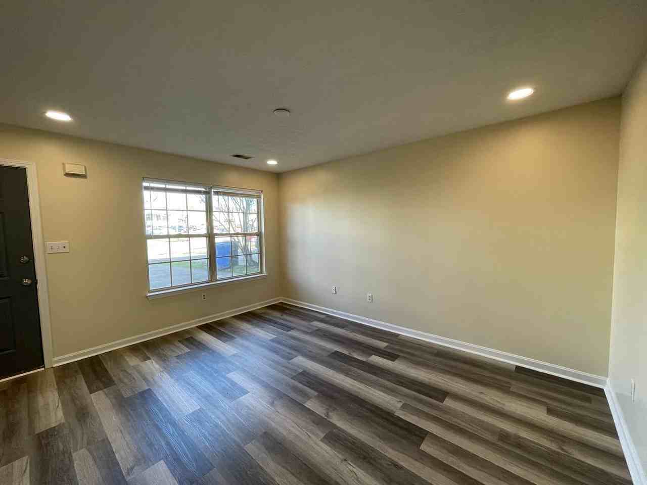 2822 Hanna Pl - Photo 3 of 21