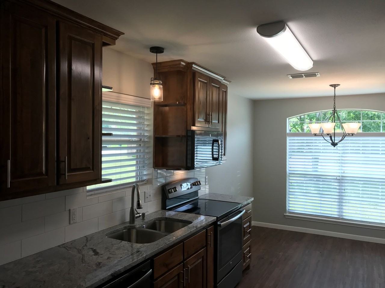 517 Molly Ln - Photo 7 of 29