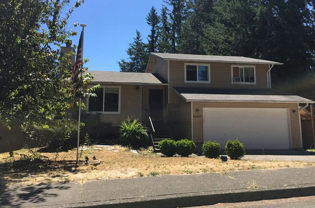 23317 Se 264th St - Photo 2 of 4