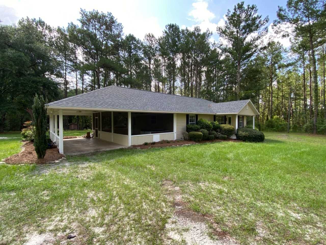 8664 97th Rd - Photo 2 of 25