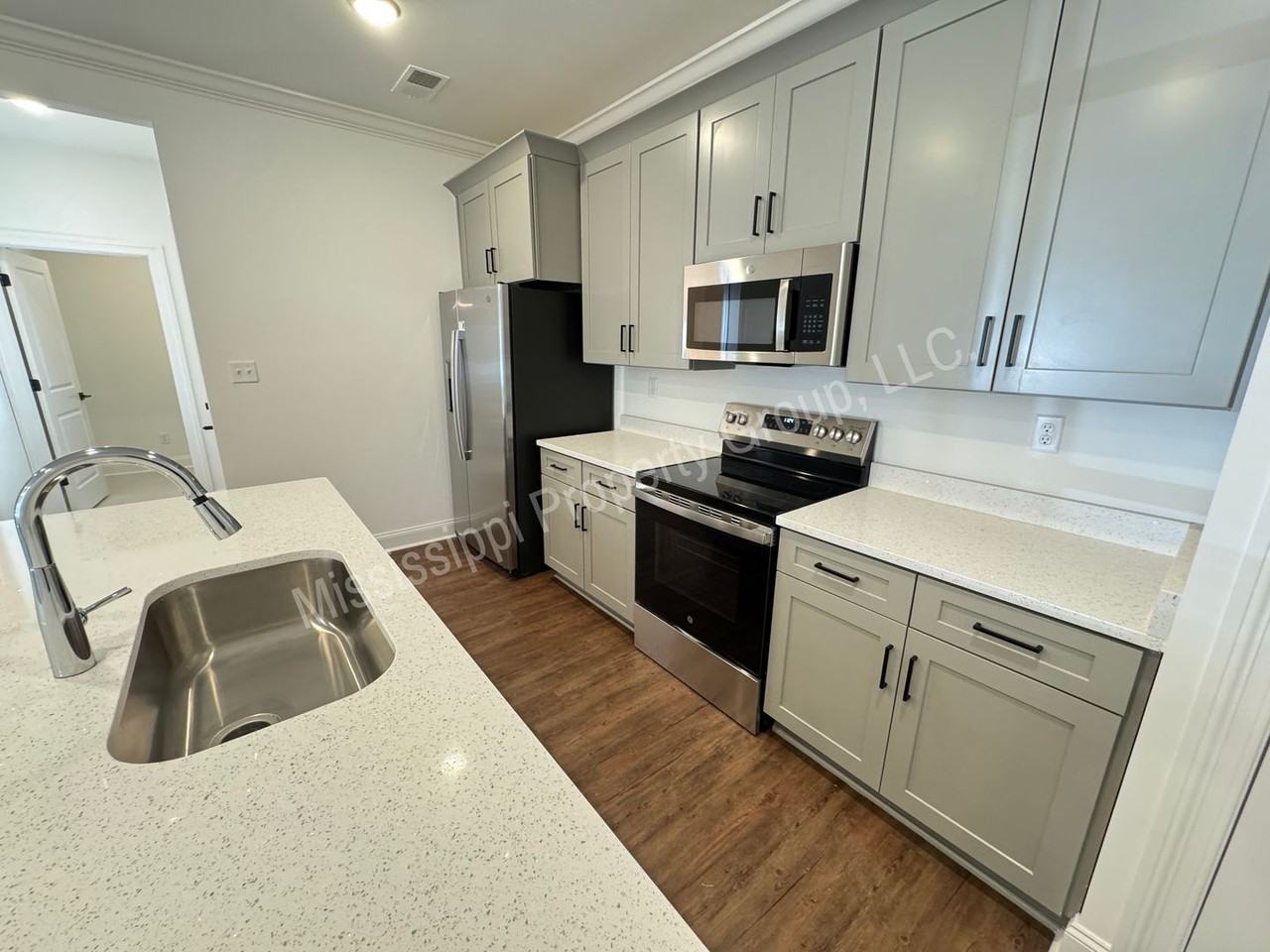 314 Magnolia Ct - Photo 7 of 27