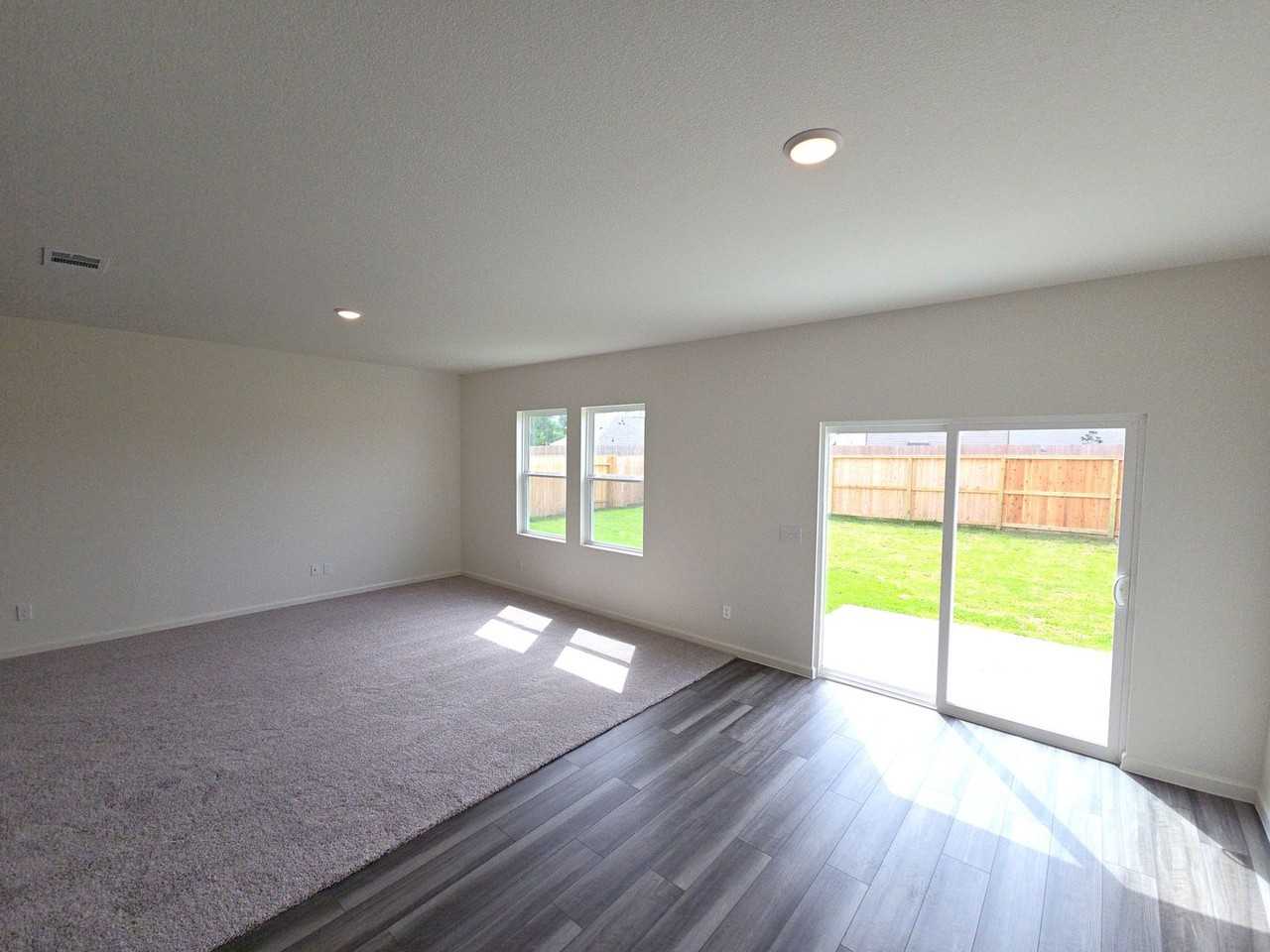 3888 Sunbird Creek Trl - Photo 4 of 32