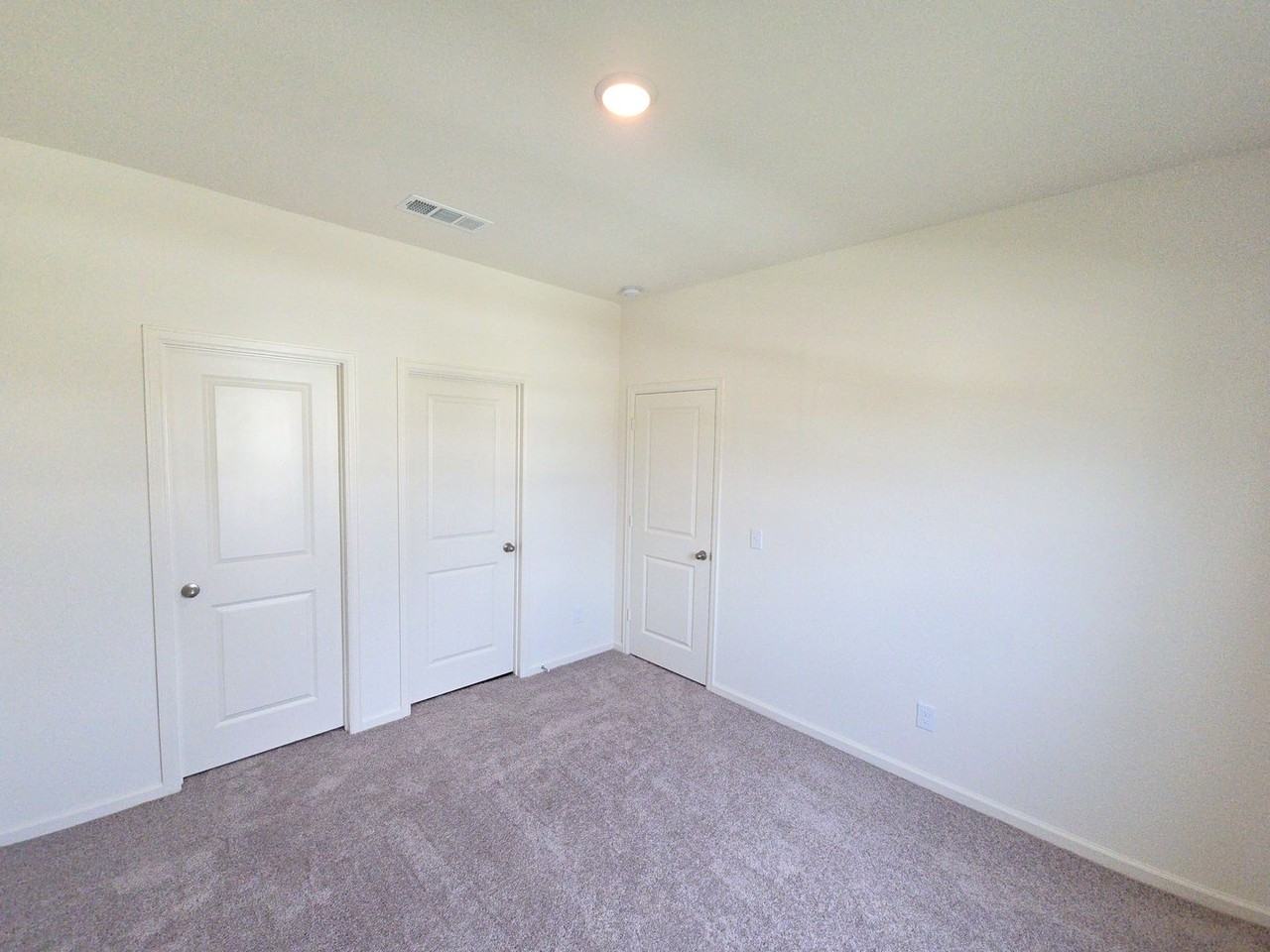 3888 Sunbird Creek Trl - Photo 7 of 32