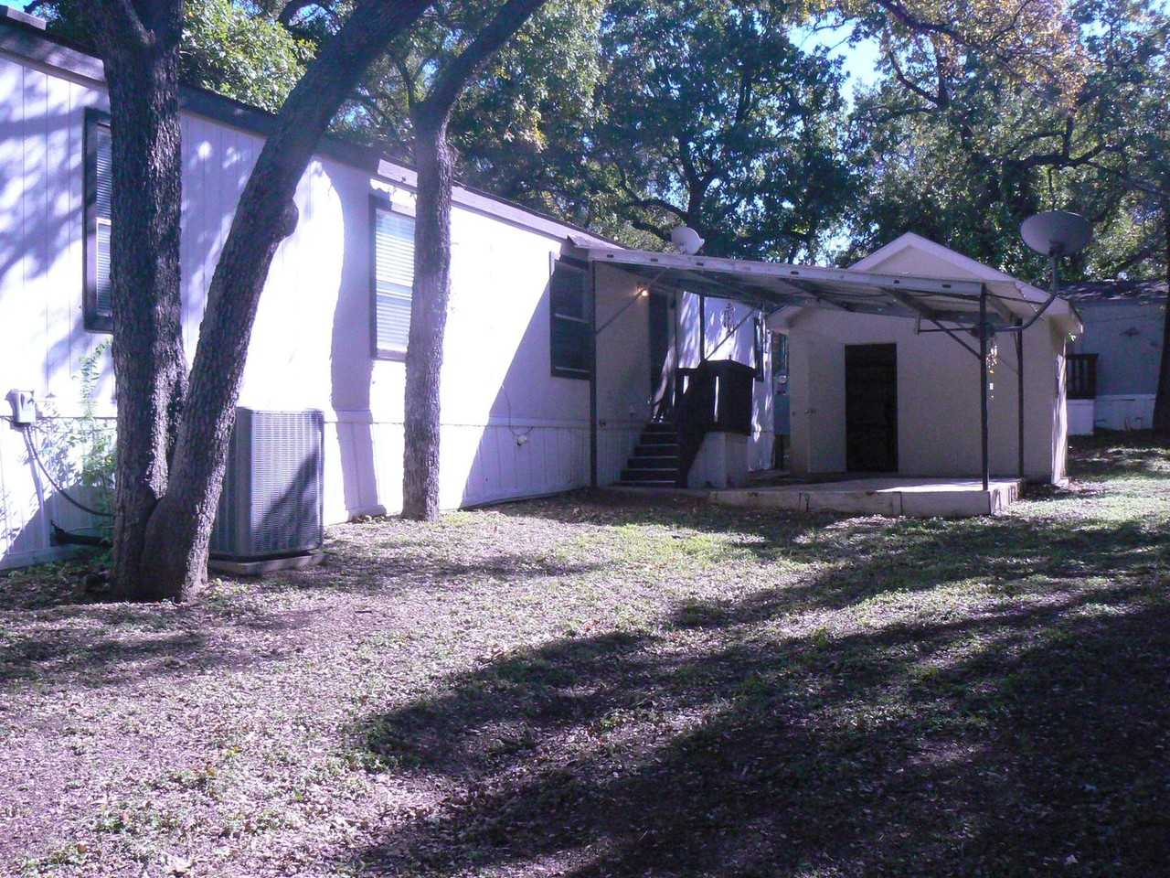 123 Yates Cir - Photo 2 of 12
