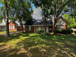 featured image of 196 Cobblestone Dr