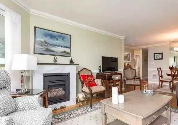 1876 Comox Ave #1 - Photo 3 of 10