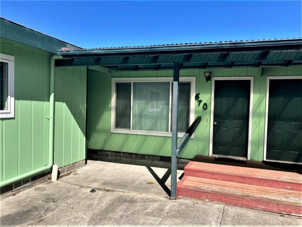 670 8th St Sw - Photo 3 of 12