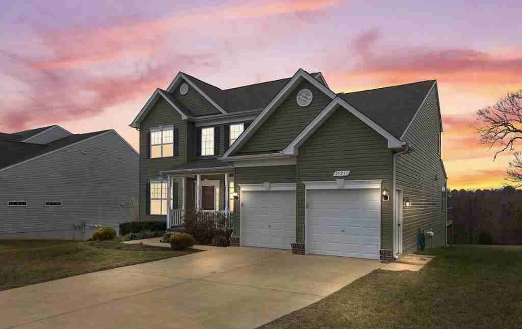 23213 Clarks Rest Rd - Photo 2 of 29