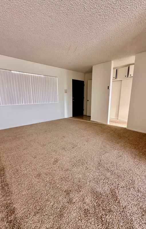 4046 W 132nd St ##114 - Photo 2 of 7