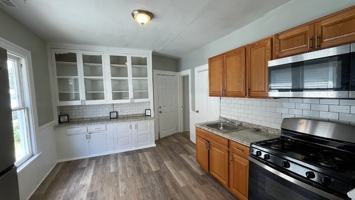 featured image of 80 Wescott St #2