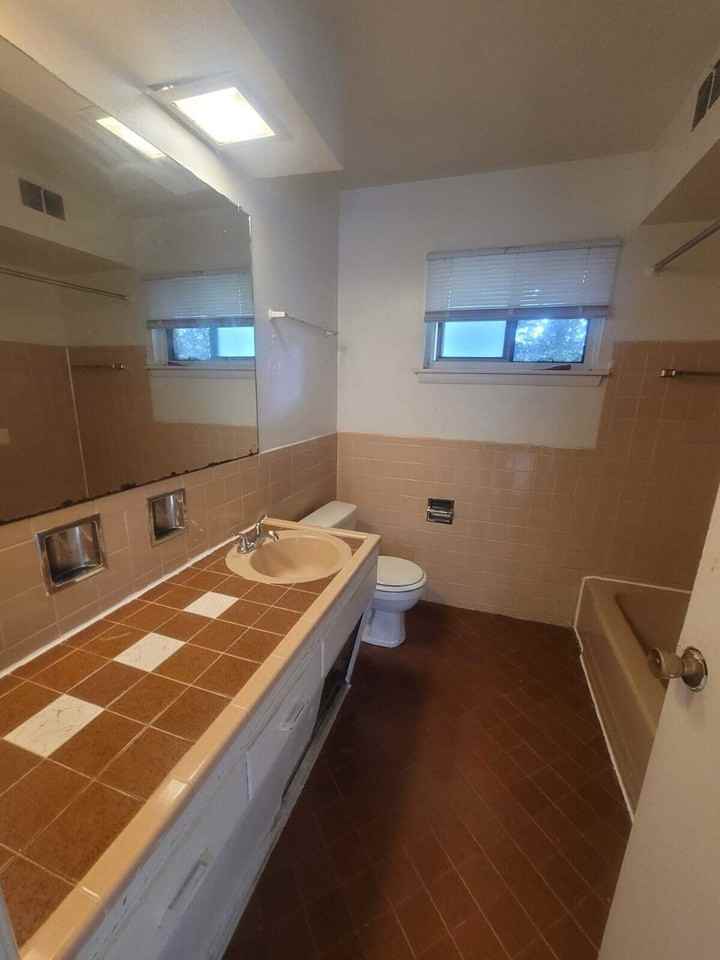 4628 N 76th St #4 - Photo 4 of 6