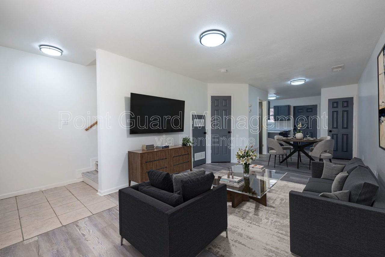 321 W South Ave #6