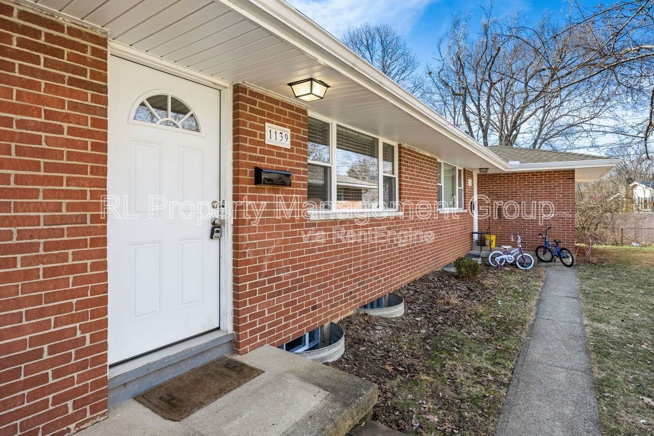 1139 Eastfield Rd - Photo 2 of 24