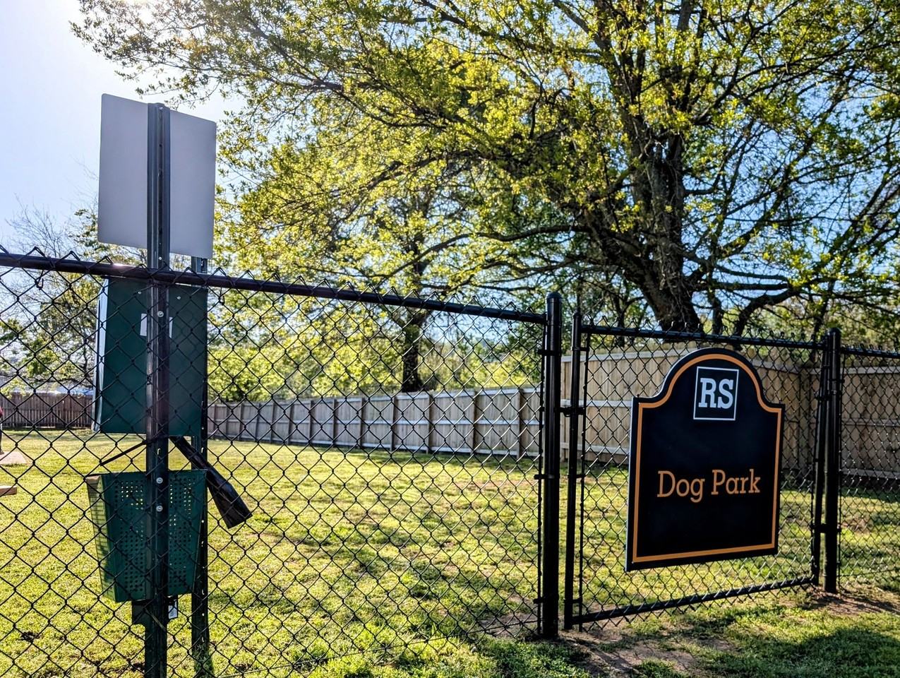 Ramsey Square: 1 & 2 Bedroom Apartments with Dog Park & Pool - Photo 2 of 47