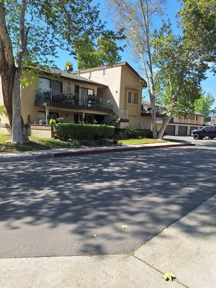 1229 Edwards St #39 - Photo 2 of 8