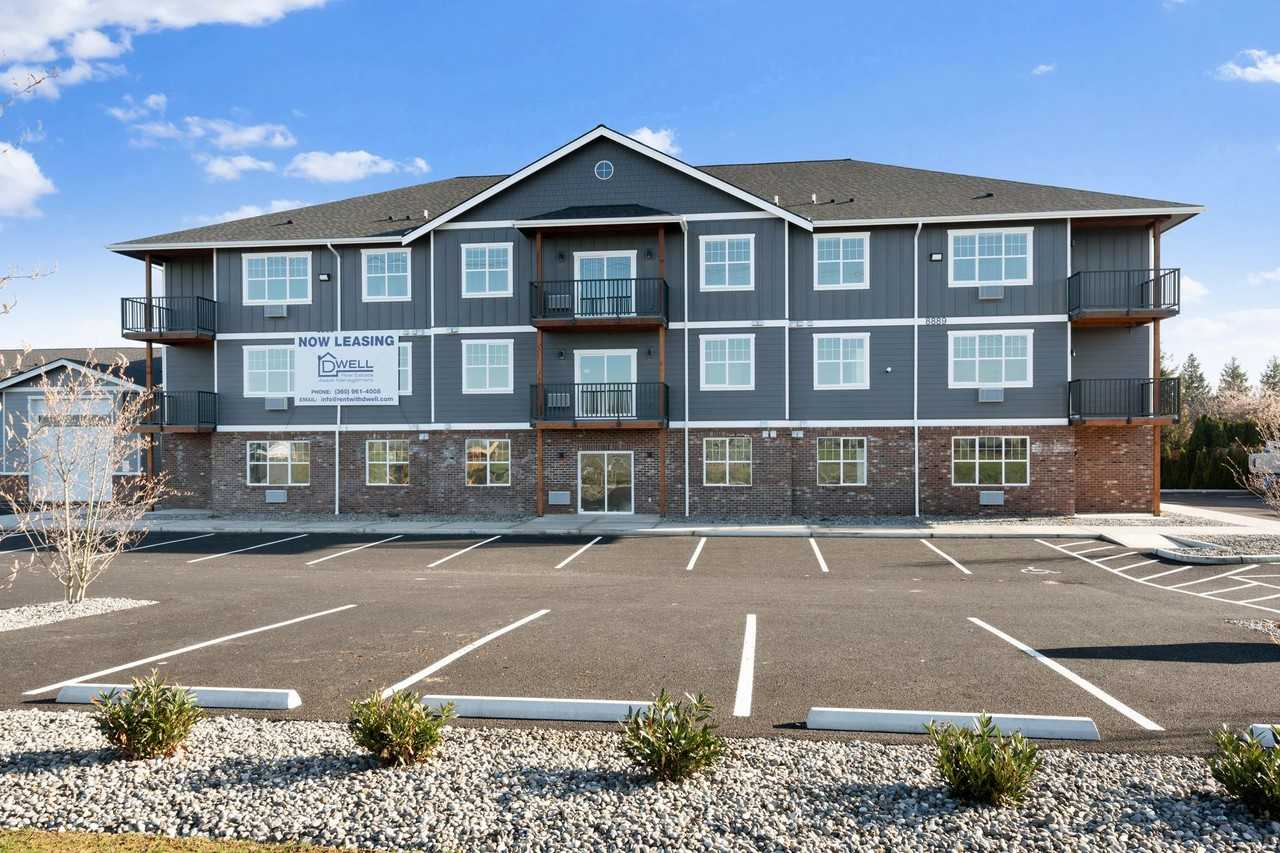 Modern Living in the Heart of Lynden –8889 Depot Road in Lynden - Photo 2 of 3