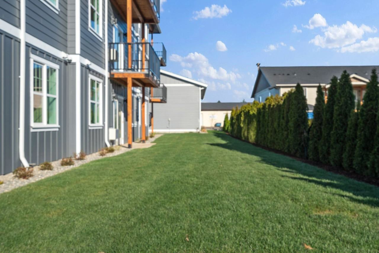 Modern Living in the Heart of Lynden –8889 Depot Road in Lynden - Photo 3 of 3