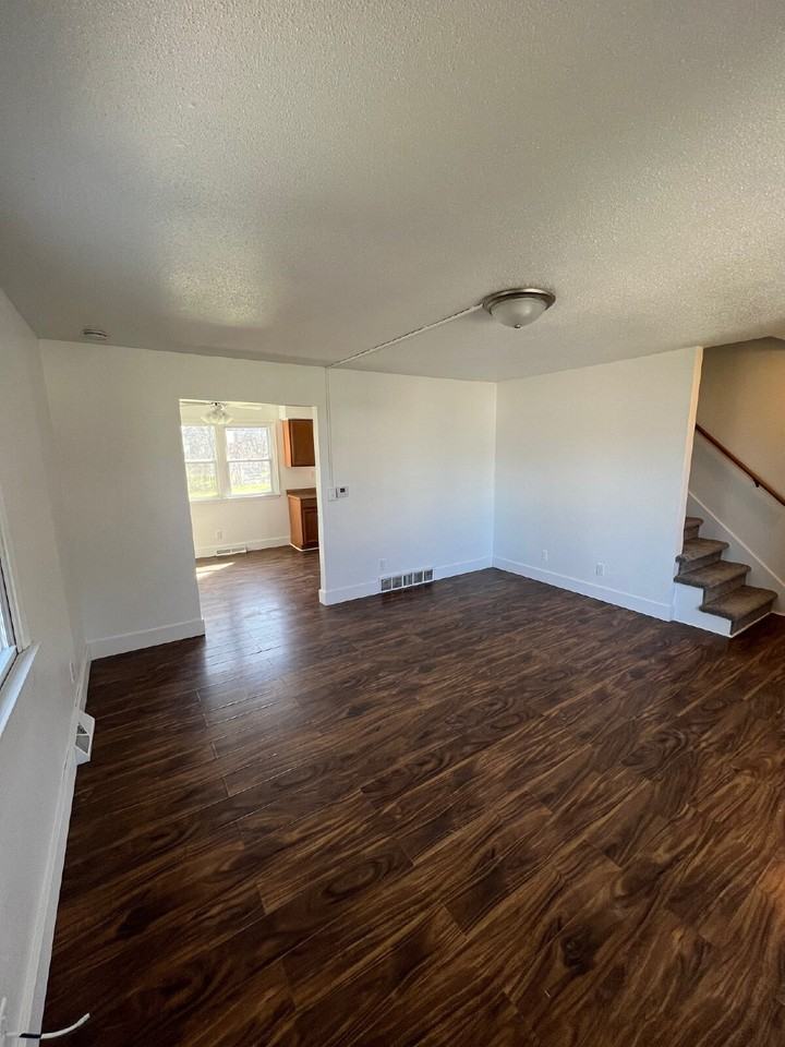 25 E Gray St - Photo 3 of 22