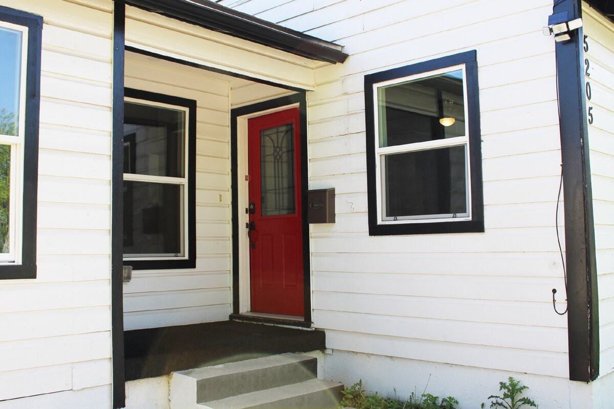 5205 Gordon Ave - Photo 2 of 20