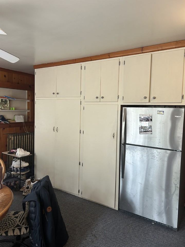 1325 State St - Photo 3 of 11