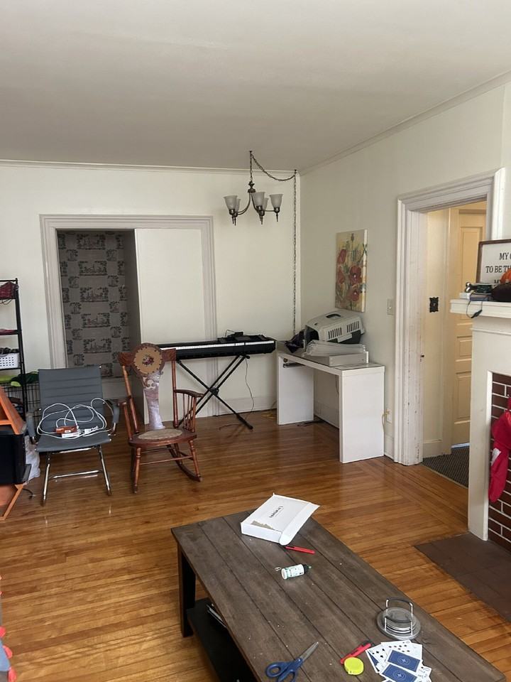 1325 State St - Photo 6 of 11
