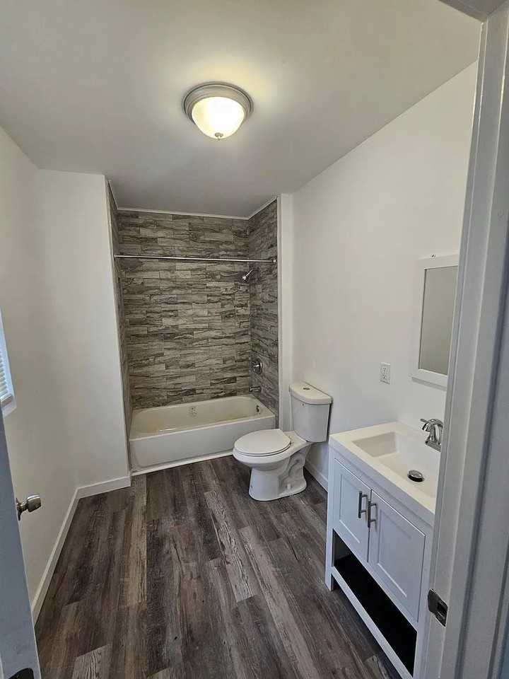 418 Undisclosed - Photo 6 of 18