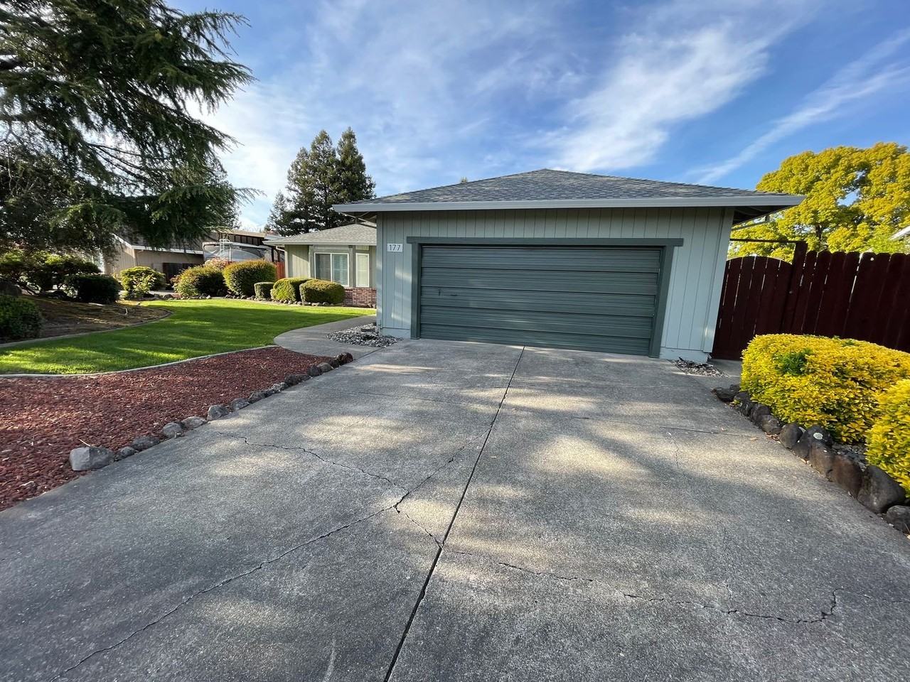 177 Merner Dr - Photo 4 of 50