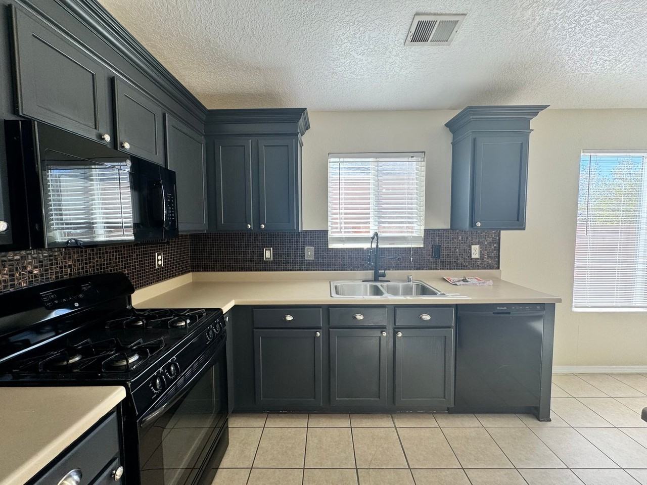 511 Blue Sage Ave Sw - Photo 7 of 20