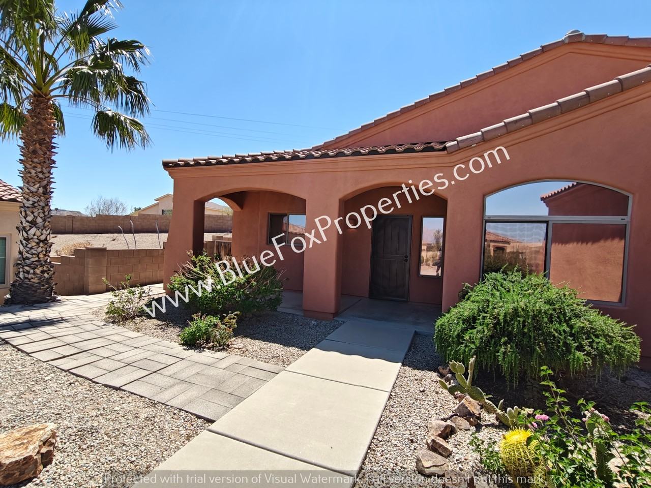 2979 W Royal Copeland Dr - Photo 2 of 28