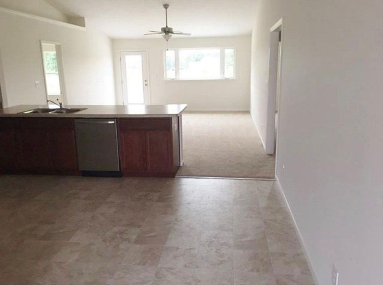 3017 Rutherford Drive - Photo 3 of 10