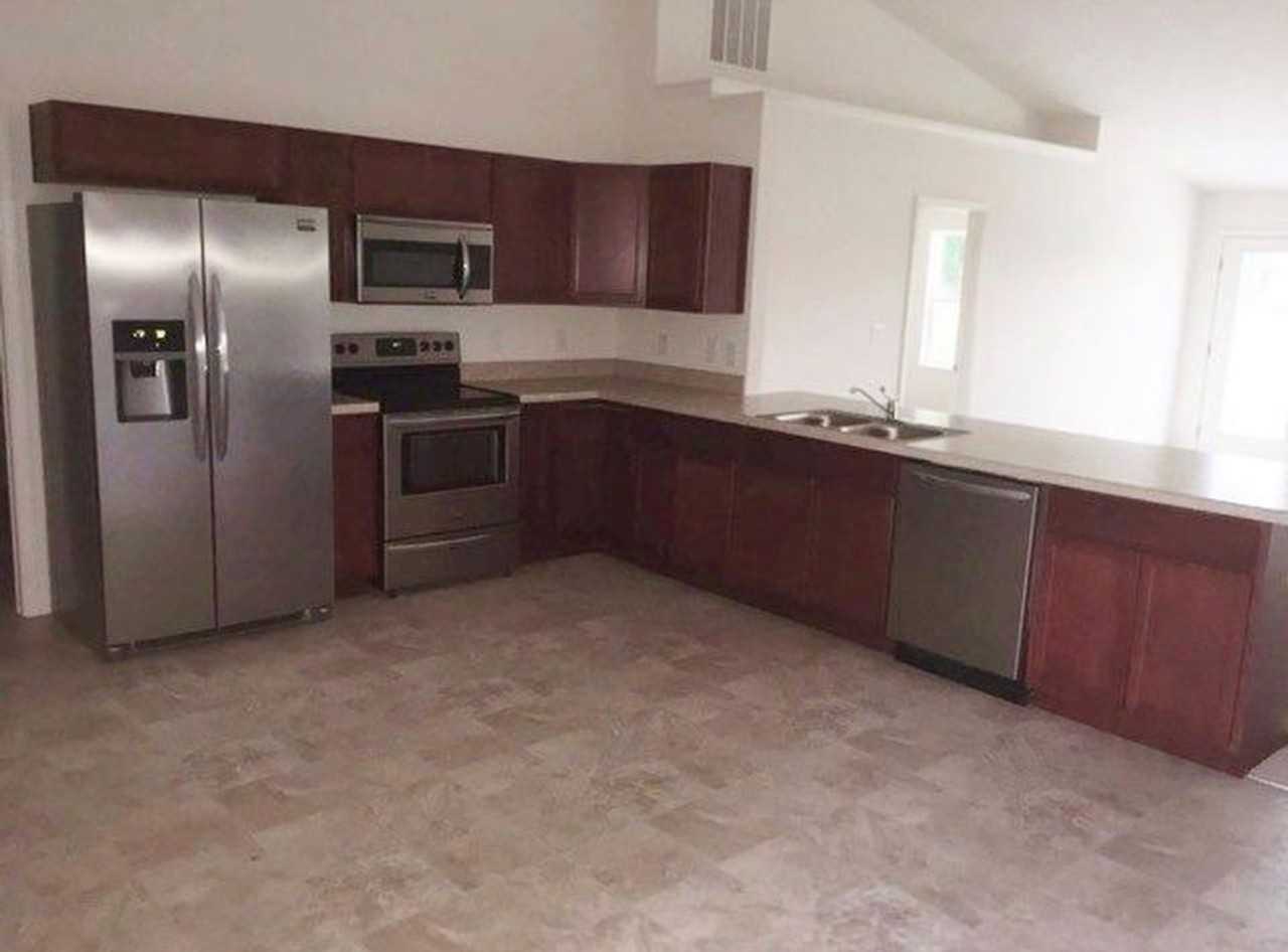 3017 Rutherford Drive - Photo 4 of 10