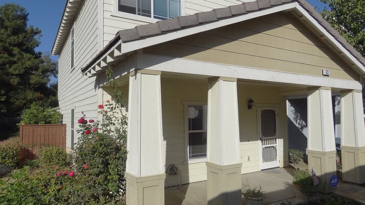 53 Orangewood Ct - Photo 2 of 14