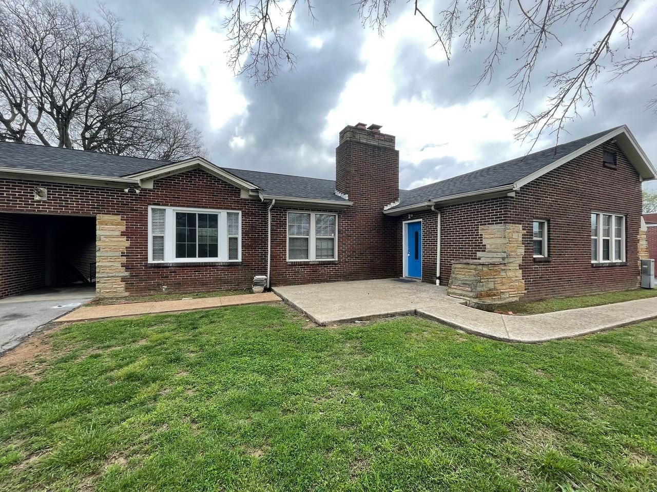 2012 Ed Temple Blvd - Photo 3 of 26