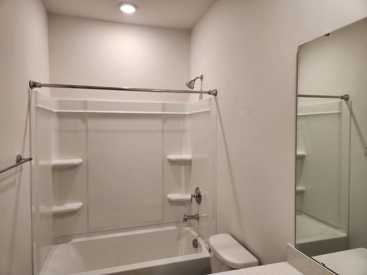 8808 Pennegrove Cir - Photo 5 of 18