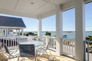 featured image of 216 Lumina Ave S #B